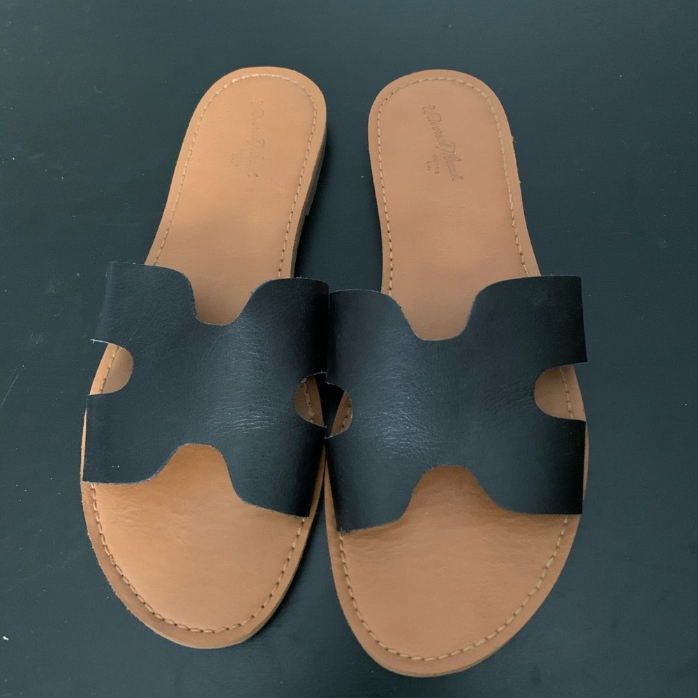 Black sandals